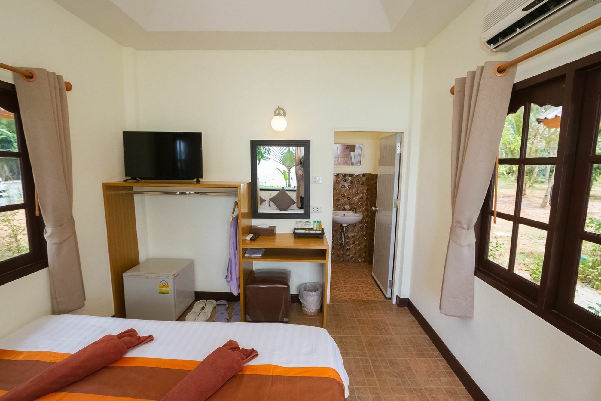 Good View Resort Koh Chang Exterior photo